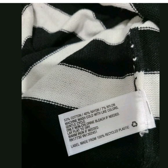 A NEW DAY CREW NECK PULLOVER SWEATER BLACK/WHITE medium - Picture 5 of 10